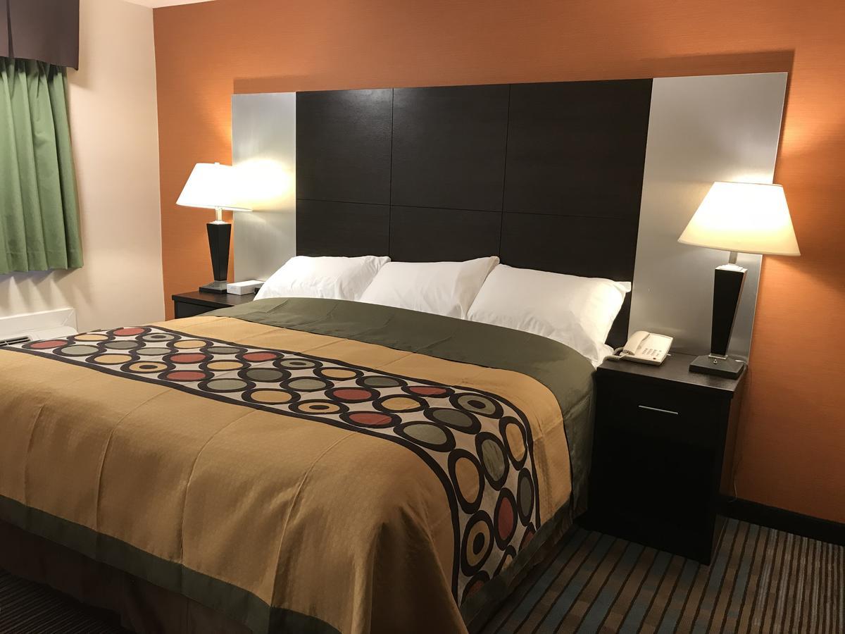 Bay Hill Inns & Suites Neepawa Buitenkant foto