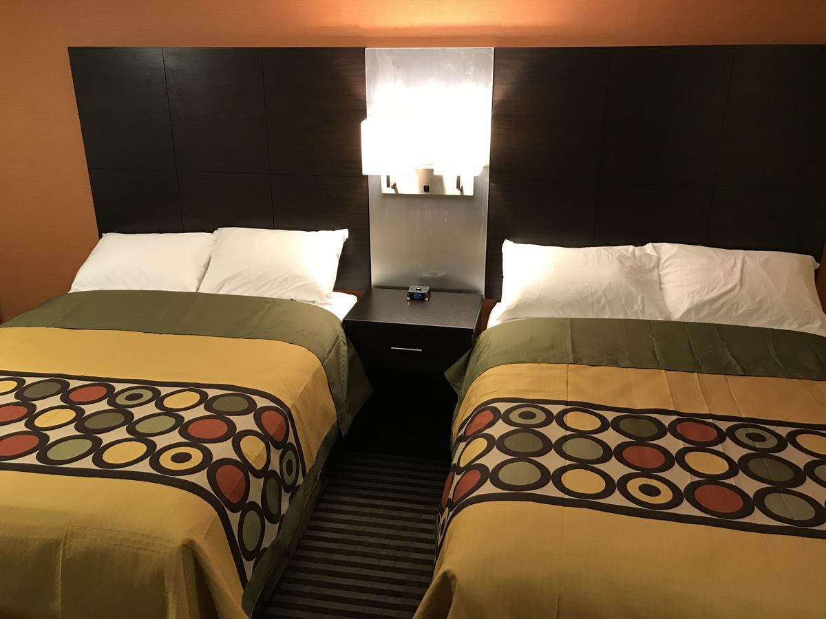 Bay Hill Inns & Suites Neepawa Buitenkant foto