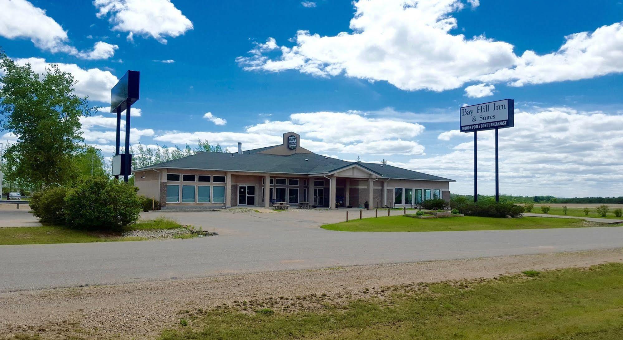 Bay Hill Inns & Suites Neepawa Buitenkant foto